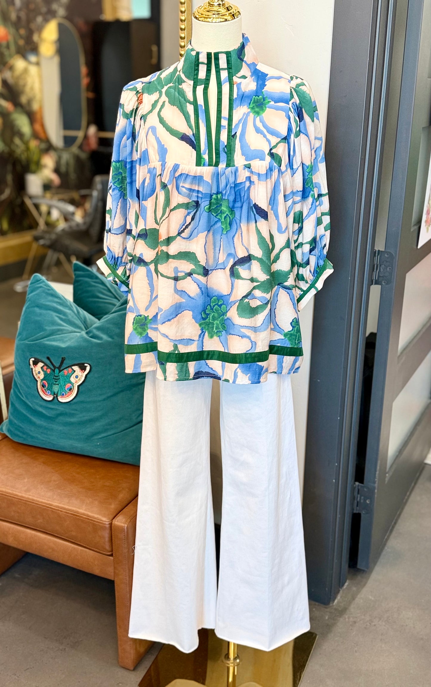 Wandering Bloom Puff Sleeve Top