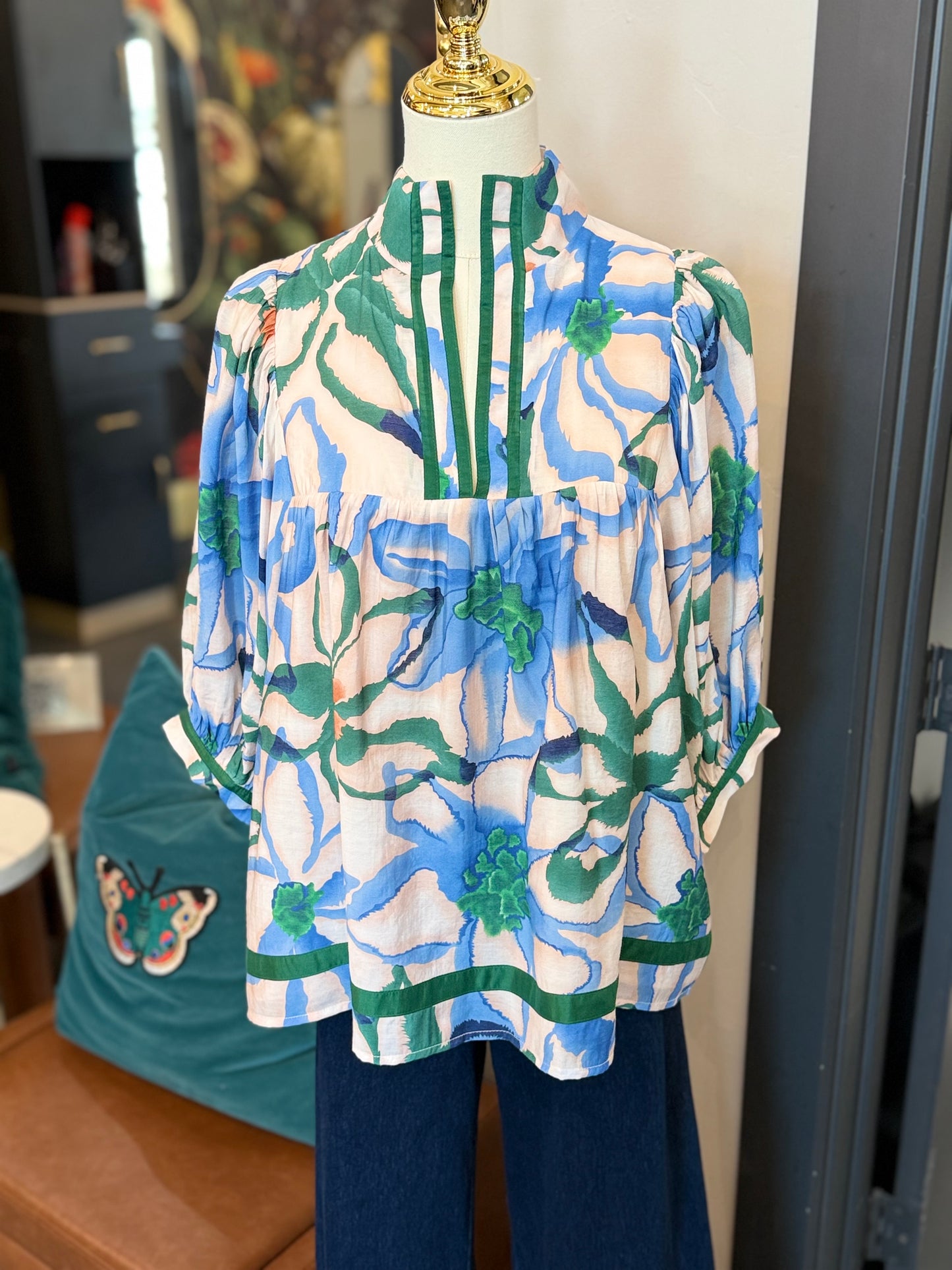 Wandering Bloom Puff Sleeve Top